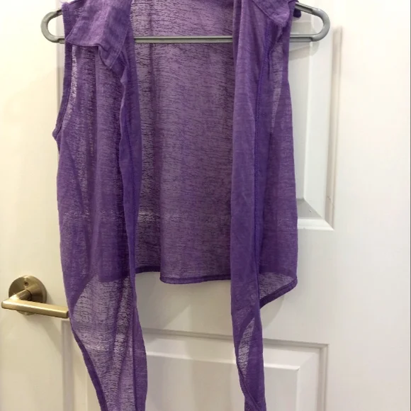 Sheer Top - Picture 6 of 7